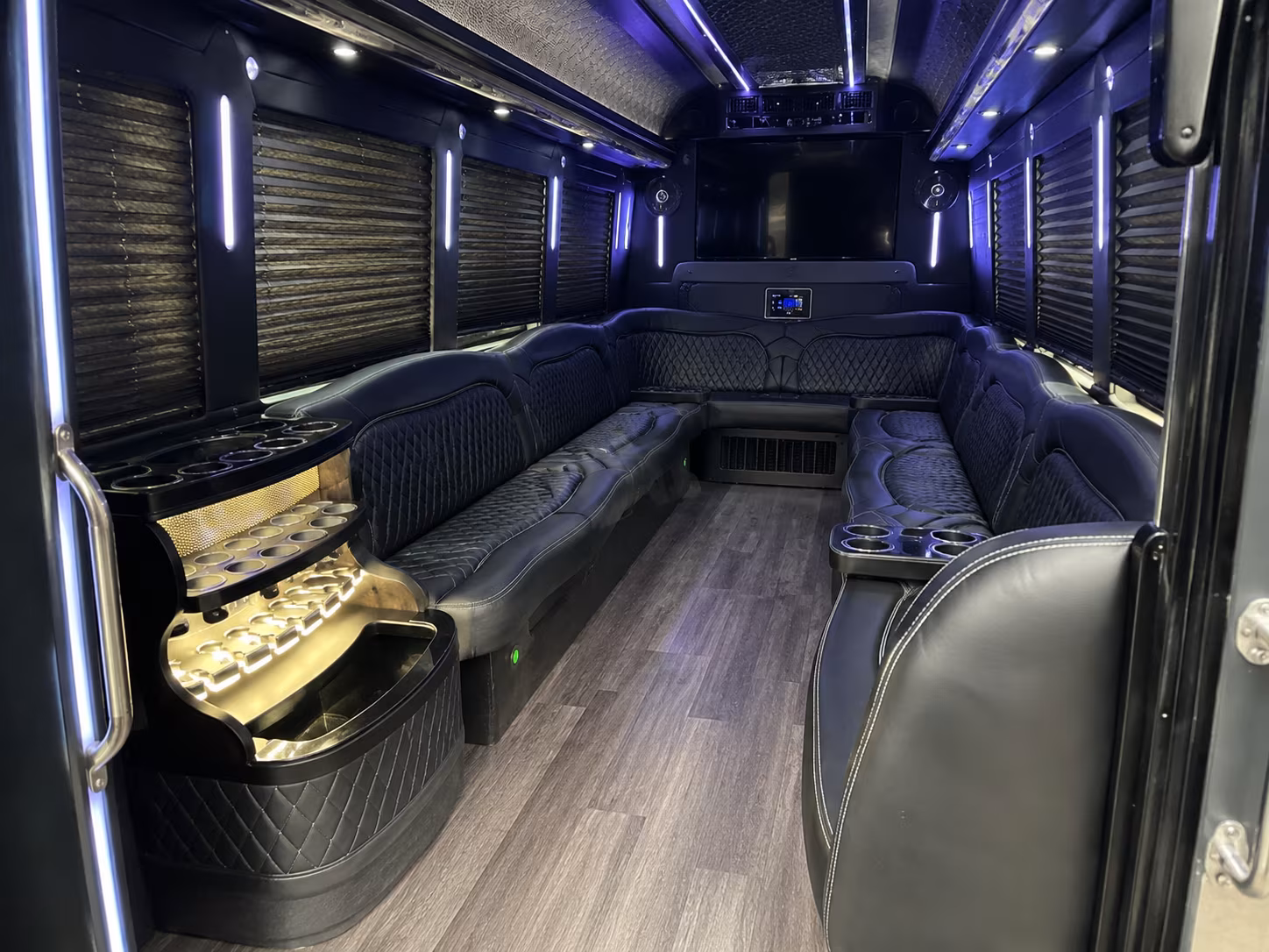 Burbank Birthday, Sweet 16, & Quinceañera Party Bus Rentals