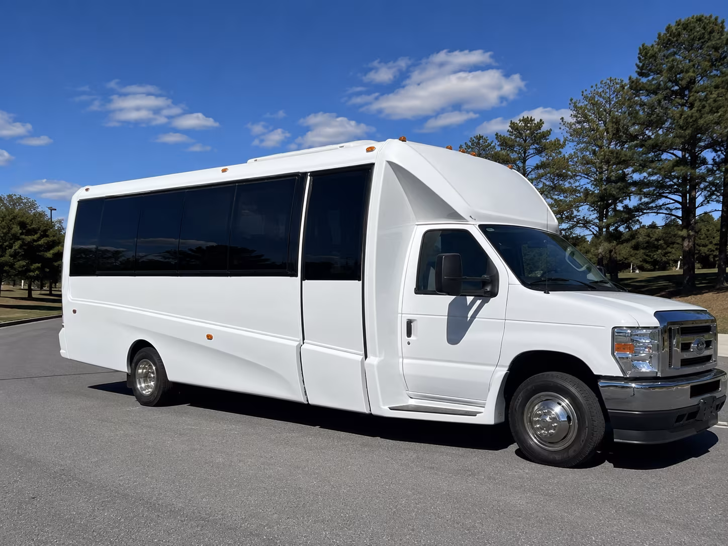 Lancaster Winery Tour & Pub Crawl Transportation party bus exterior